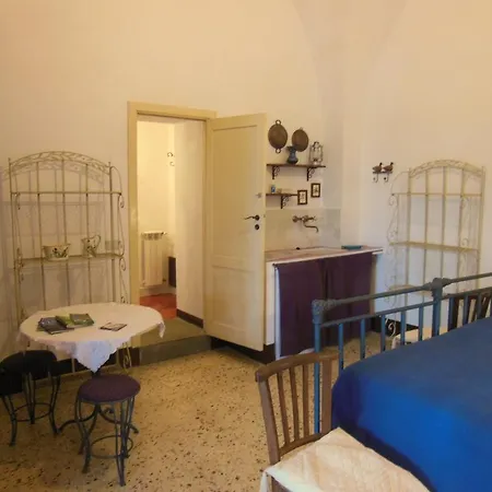 Malvarosa Bed & Breakfast